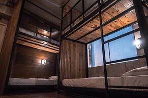 Connector Hostel