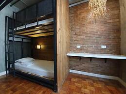 Connector Hostel