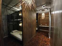 Connector Hostel