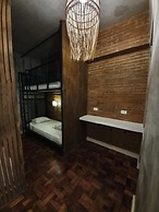Connector Hostel