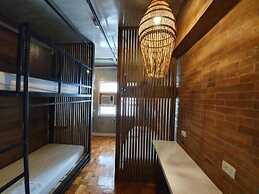 Connector Hostel