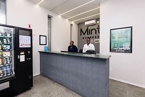 MINT Express Sandton View