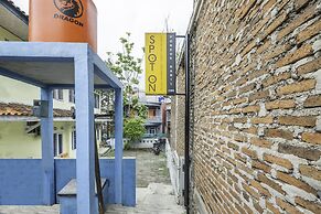 Hotel O Pondok Nabil