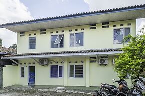Hotel O Pondok Nabil