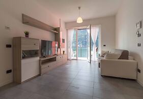 Mamma Ciccia Holiday Home - Lake View