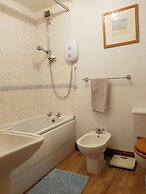Lyndale Apartment