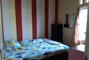 Toto Homestay