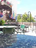Ederlezi Zoubourlou Aparthotel