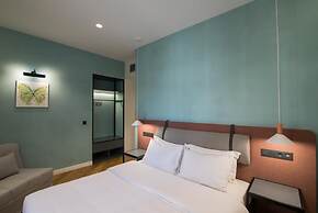 Ederlezi Zoubourlou Aparthotel