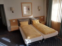 City Hotel