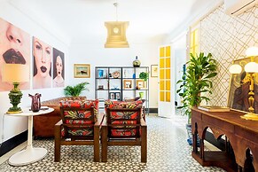 Genteel Home Romanilla