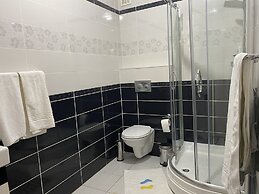 Kadikoy Mernat Otel