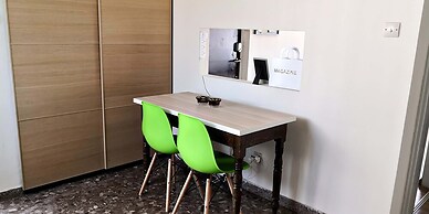 The Bridge-House Apartment