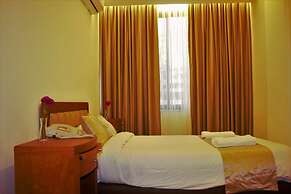 New MerryLand Hotel