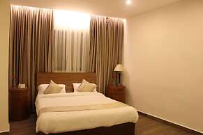 New MerryLand Hotel