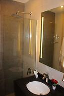 New MerryLand Hotel
