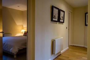 Stonegate Court