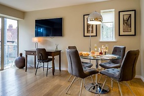 Stonegate Court