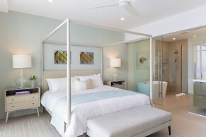 Azura Bermuda