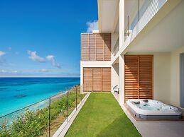 Azura Bermuda