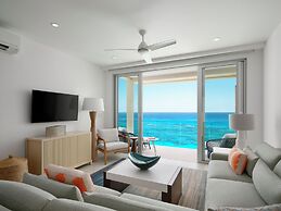 Azura Bermuda