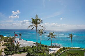 Azura Bermuda