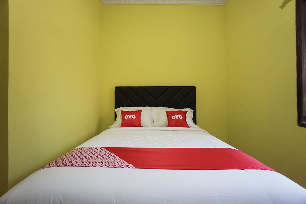 OYO 2486 Bahana Guest House