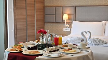 Holiday Inn Gurugram Sector 90 by IHG