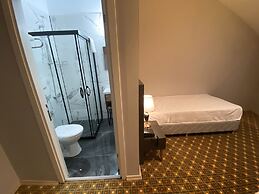 Privado Hotels