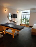 Privado Hotels