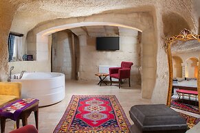 Carna Cave Hotel