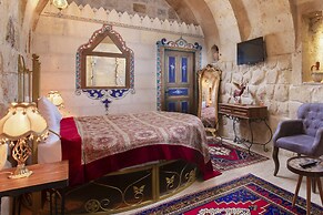 Carna Cave Hotel
