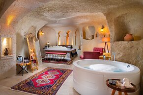 Carna Cave Hotel