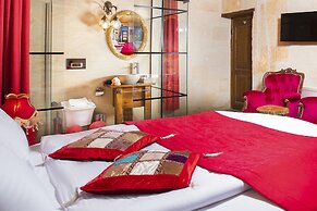 Carna Cave Hotel