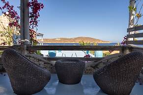 Alexandros by the Beach - Serifos