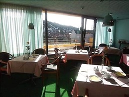 Hotel Alpha