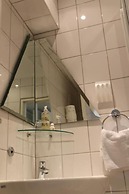 Hotel Alpha