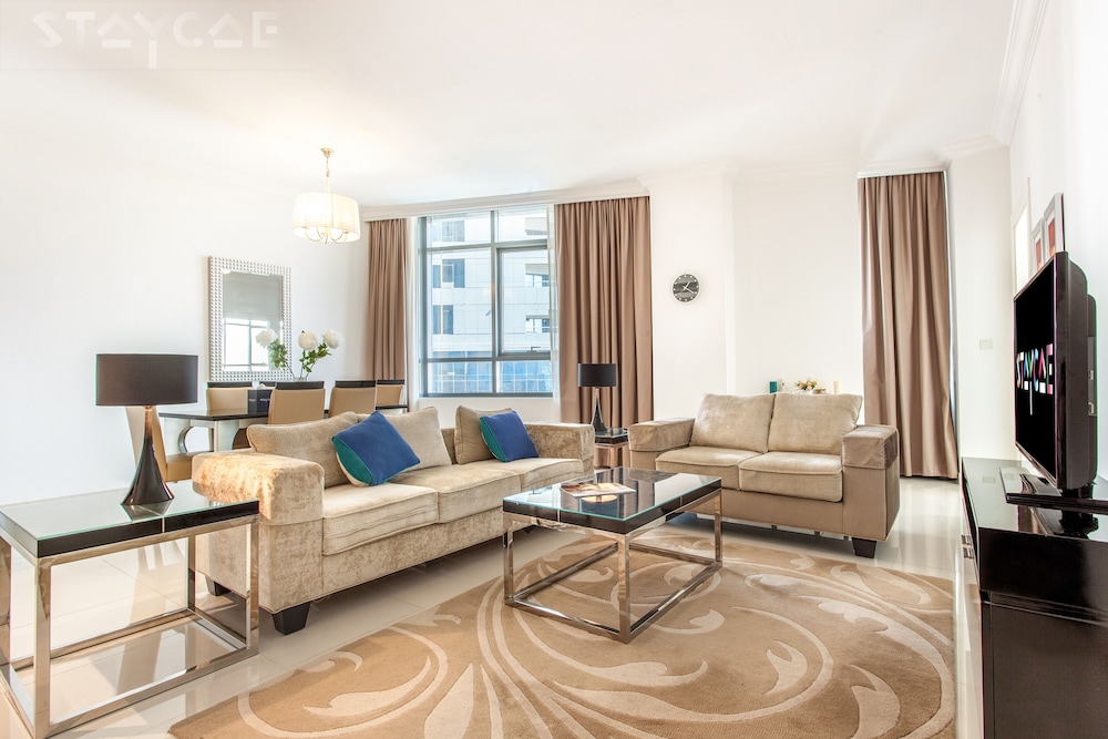 Staycae Capital Bay