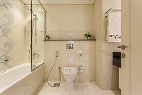 Staycae Capital Bay