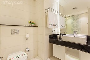 Staycae Capital Bay