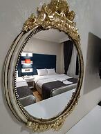 Athena Life Hotel
