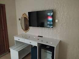 Athena Life Hotel