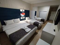 Athena Life Hotel