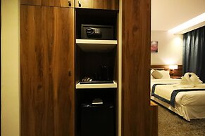 EVA Hotel