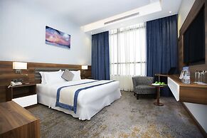 EVA Hotel