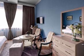 Tesoro Hotel