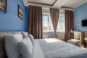 Tesoro Hotel