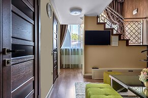 Tesoro Hotel