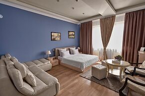 Tesoro Hotel
