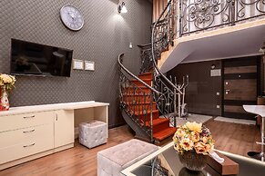 Tesoro Hotel